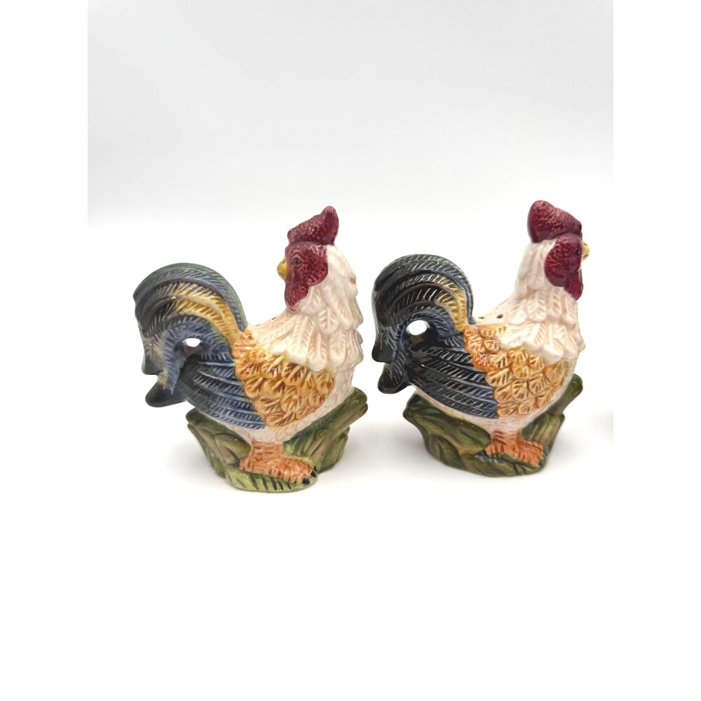 Rooster Salt & Pepper Shakers by Jay Imports